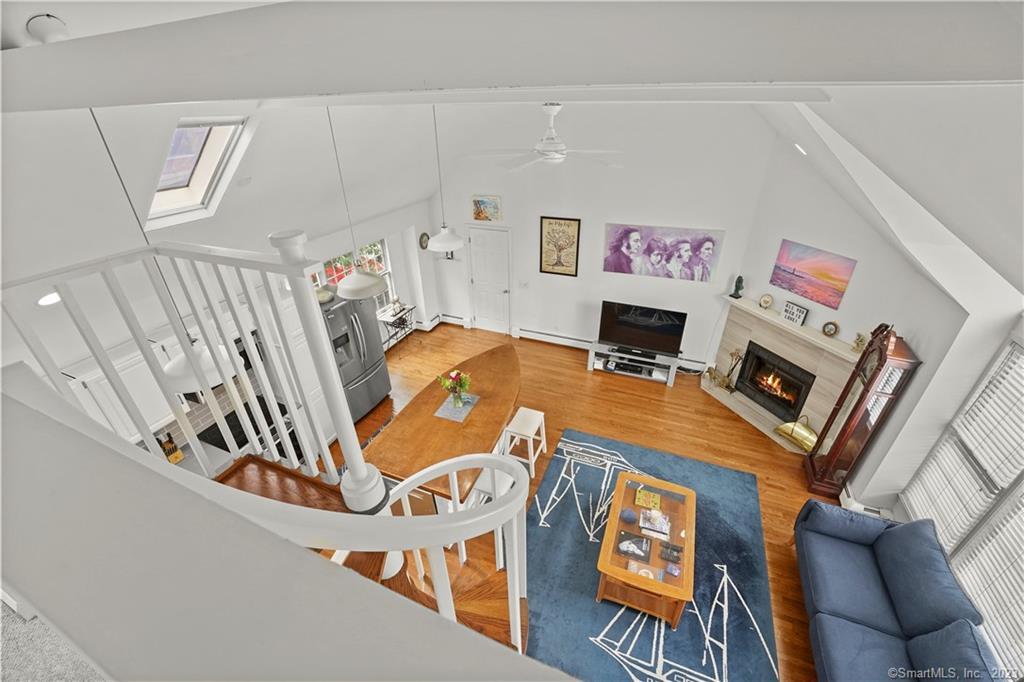 Photo 7 of 28 of 94 Southfield Avenue 501 townhome
