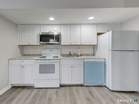 Tiny photo for 41 E High Street #7, East Hampton, CT 06424 (MLS # 24171411)