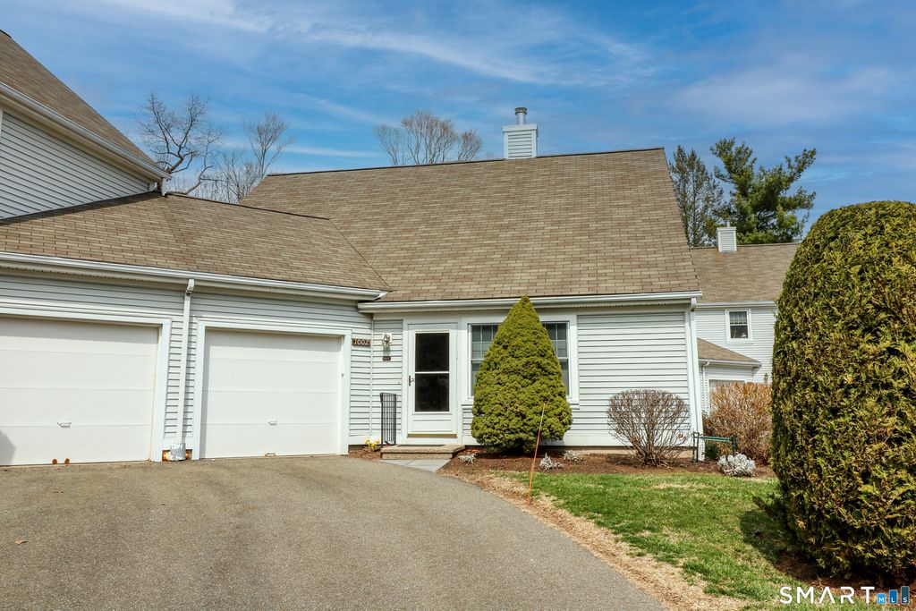 Photo of 1002 Briarwood Court #1002, Rocky Hill, CT 06067 (MLS # 24171558)