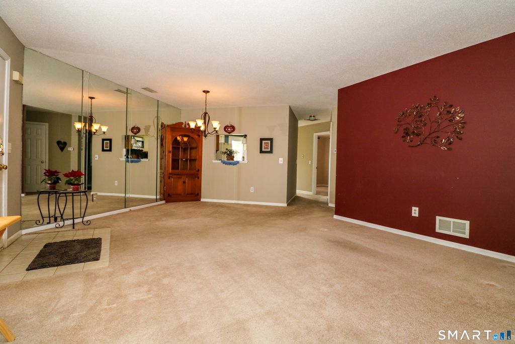 Photo of 1002 Briarwood Court #1002, Rocky Hill, CT 06067 (MLS # 24171558)
