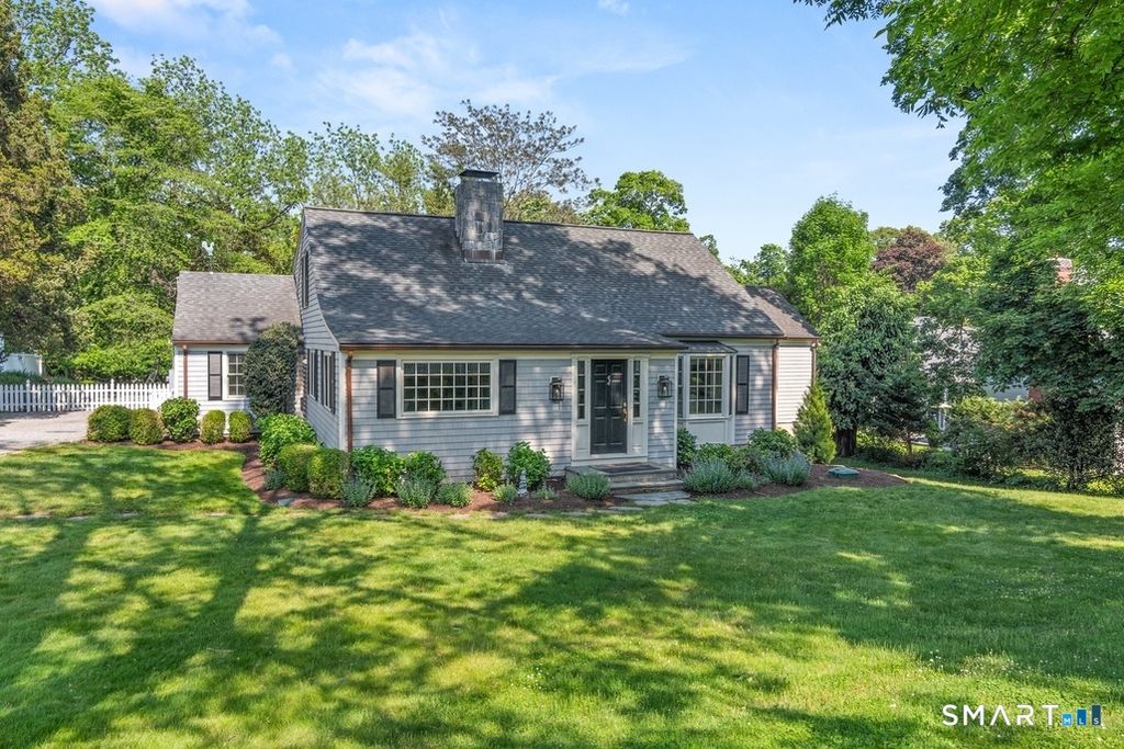 Photo of 28 East Lane, Darien, CT 06820 (MLS # 24176255)