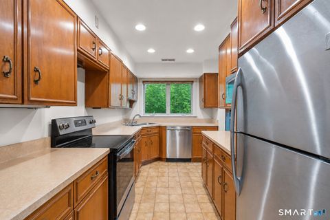 Tiny photo for 360 Fountain Street #35, New Haven, CT 06515 (MLS # 24179593)