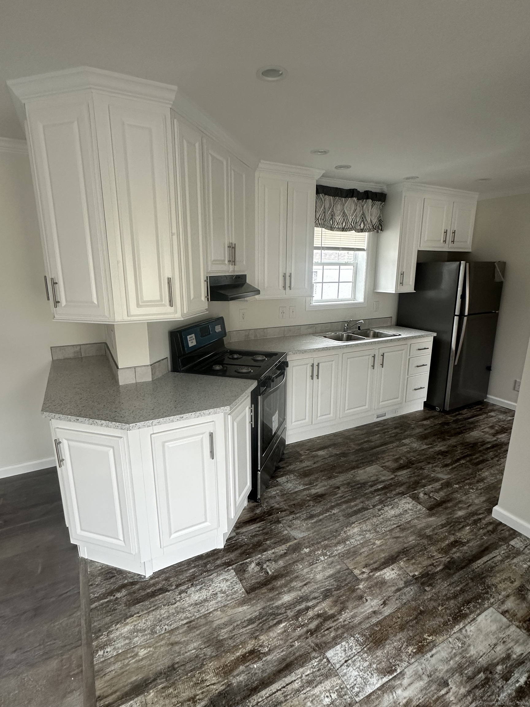 435 High Street #22, Groton, Connecticut image 4