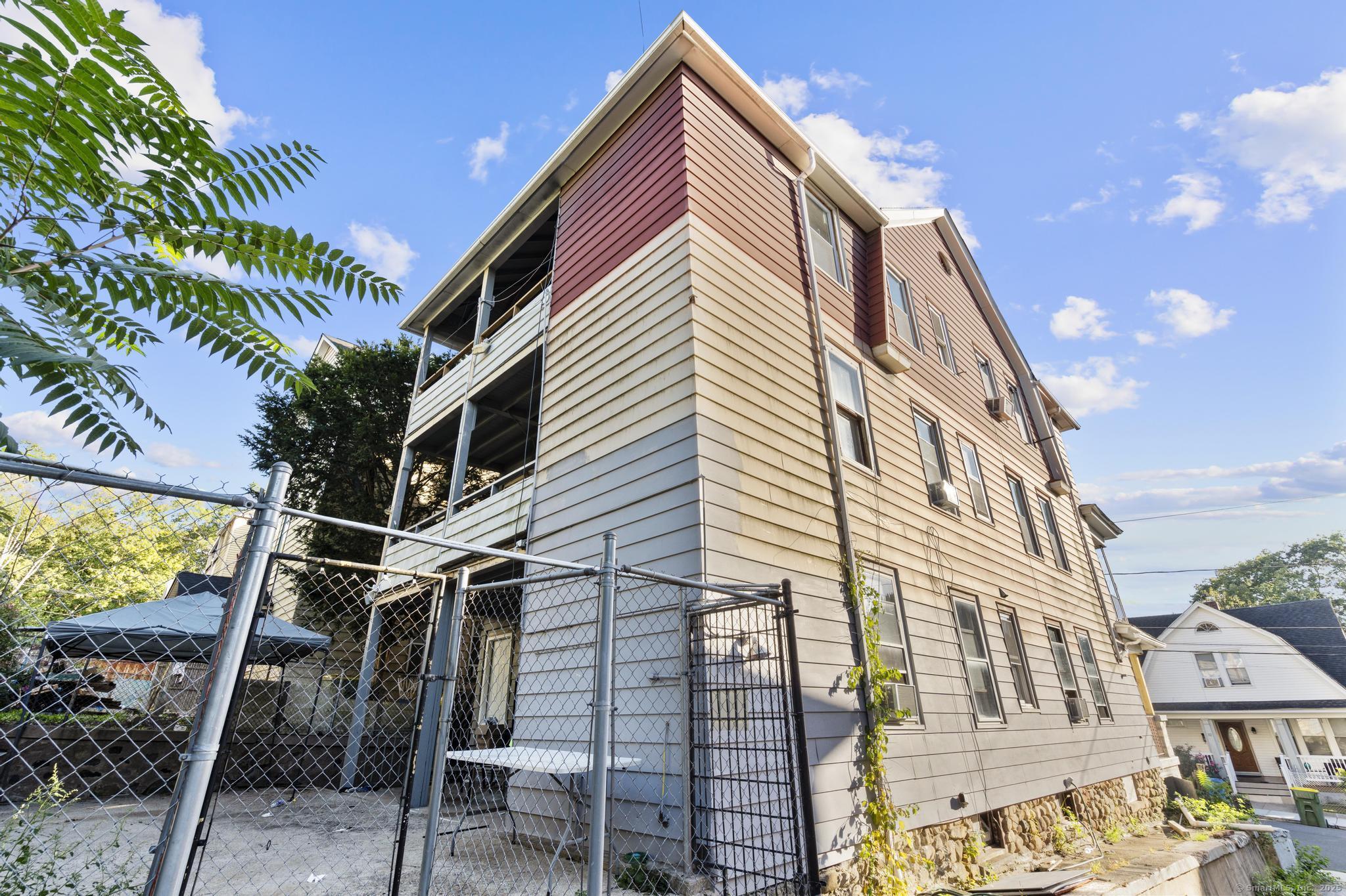 31 Eastwood Avenue