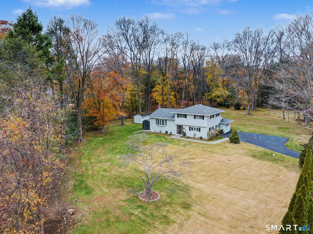 Photo of 7 Douglas Drive, Norwalk, CT 06850 (MLS # 24158941)