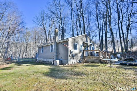 1605 Route 197 Woodstock CT 06281