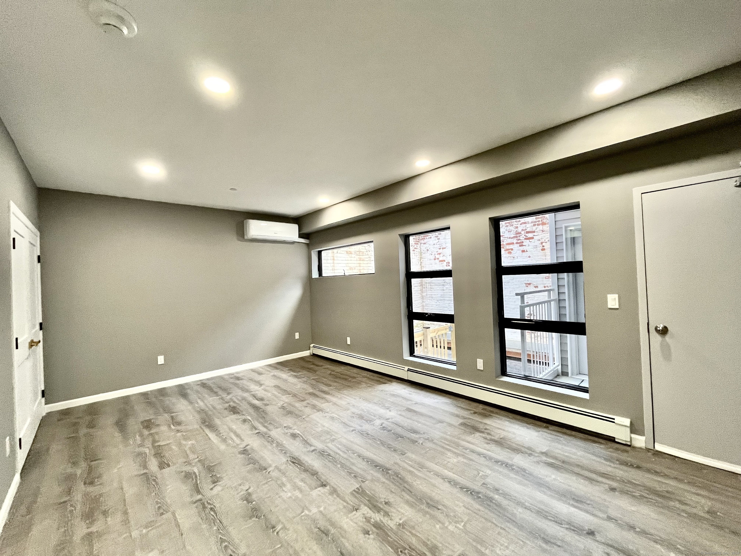 37 Center Street 2A
