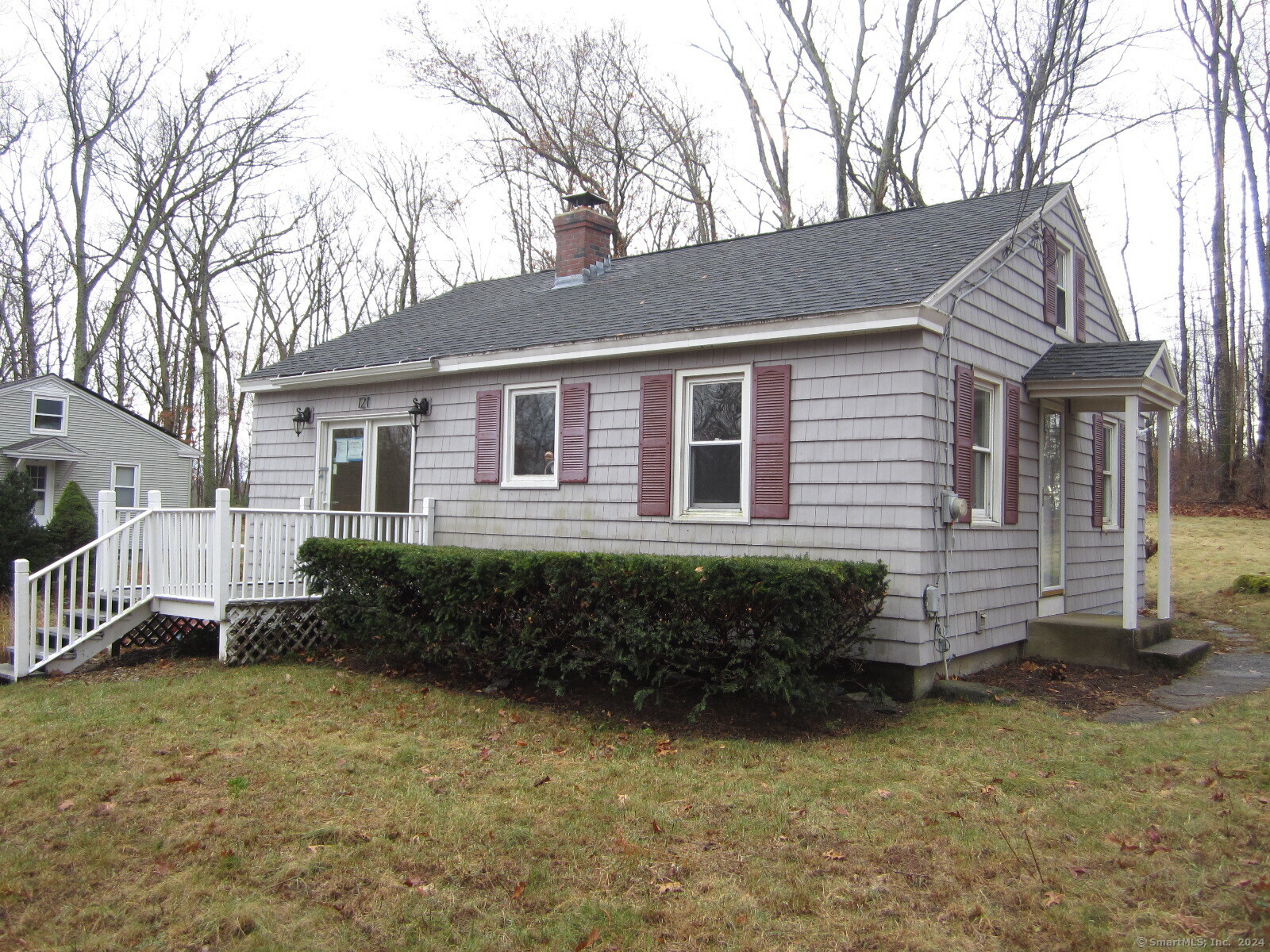 Route 66, Columbia, Connecticut - 2 Bedrooms  
1 Bathrooms  
4 Rooms - 