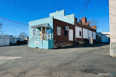 Photo of 27 Kimberly Avenue #2, West Haven, CT 06516 (MLS # 24151224)