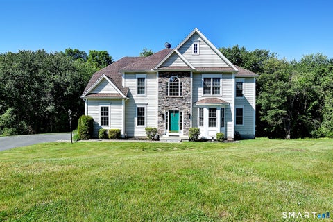 Homes For Sale - 20 Livingston Way<br/> Manchester, CT 06040