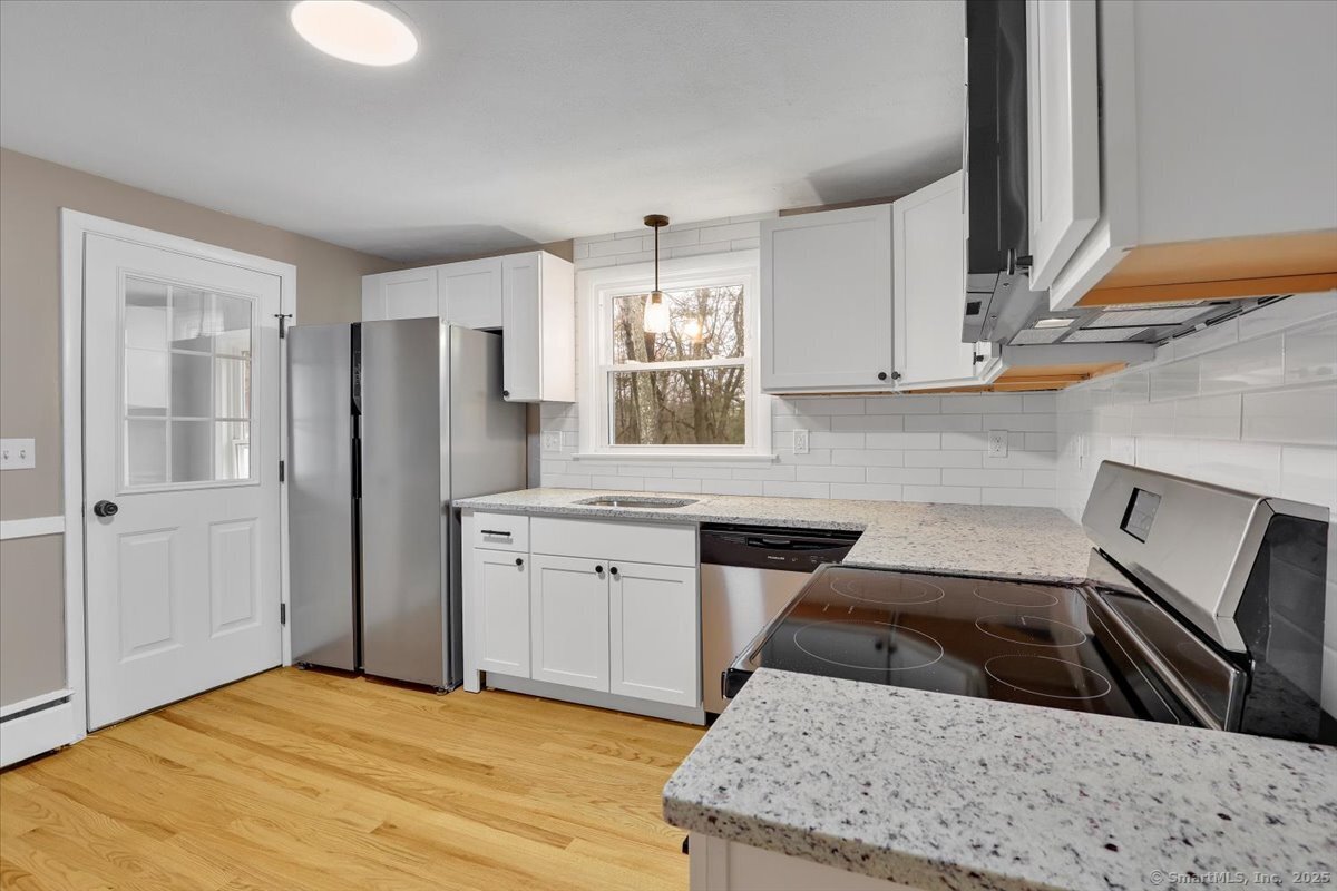 12 Arthur Drive, Bloomfield, Connecticut image 7
