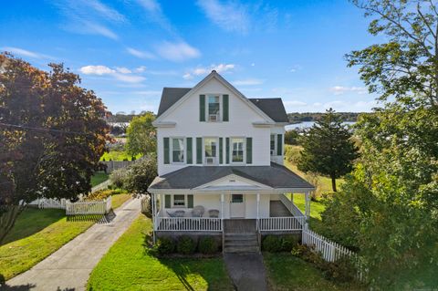 A home in Stonington