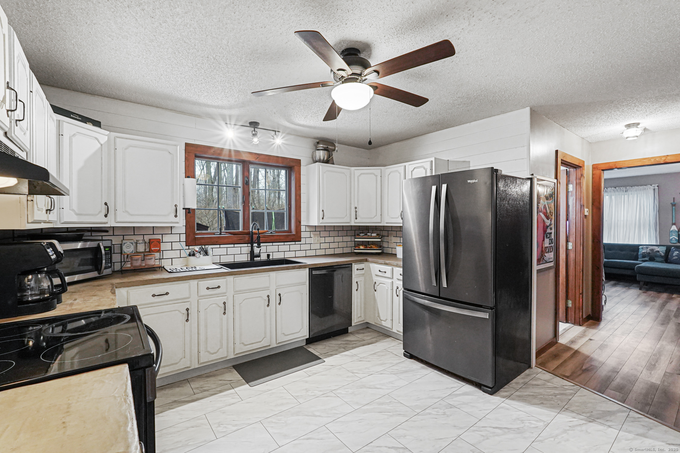 4 Railroad Avenue, Plainfield, Connecticut image 8