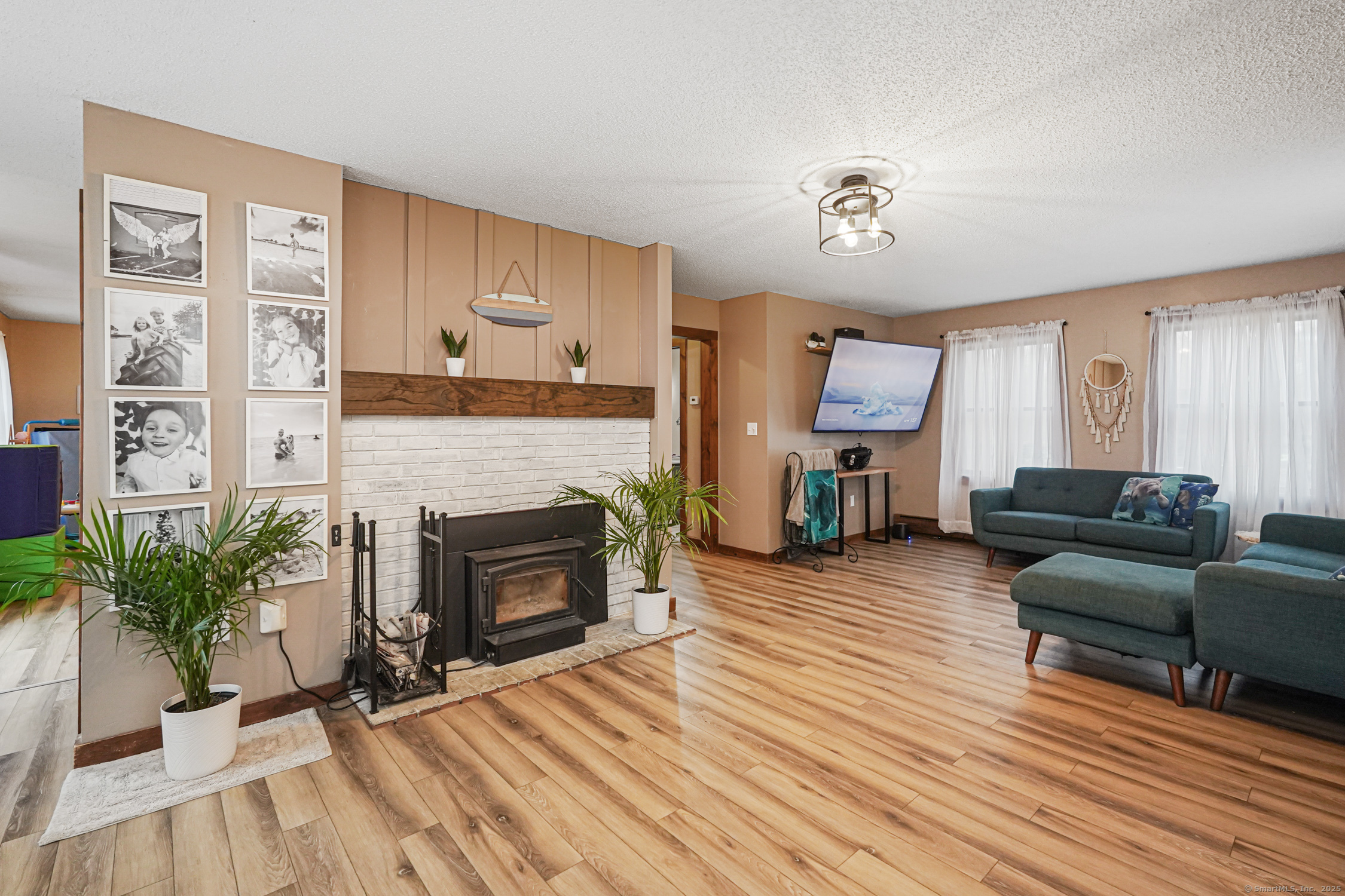 4 Railroad Avenue, Plainfield, Connecticut image 5