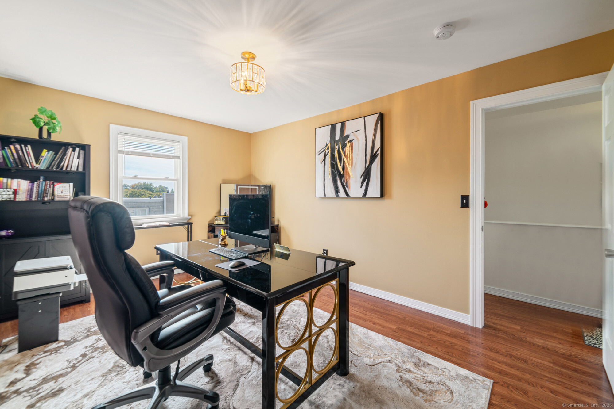 Meriden, Connecticut 06450, United States, 2 Bedrooms Bedrooms, ,2 BathroomsBathrooms,Residential,Active,220243