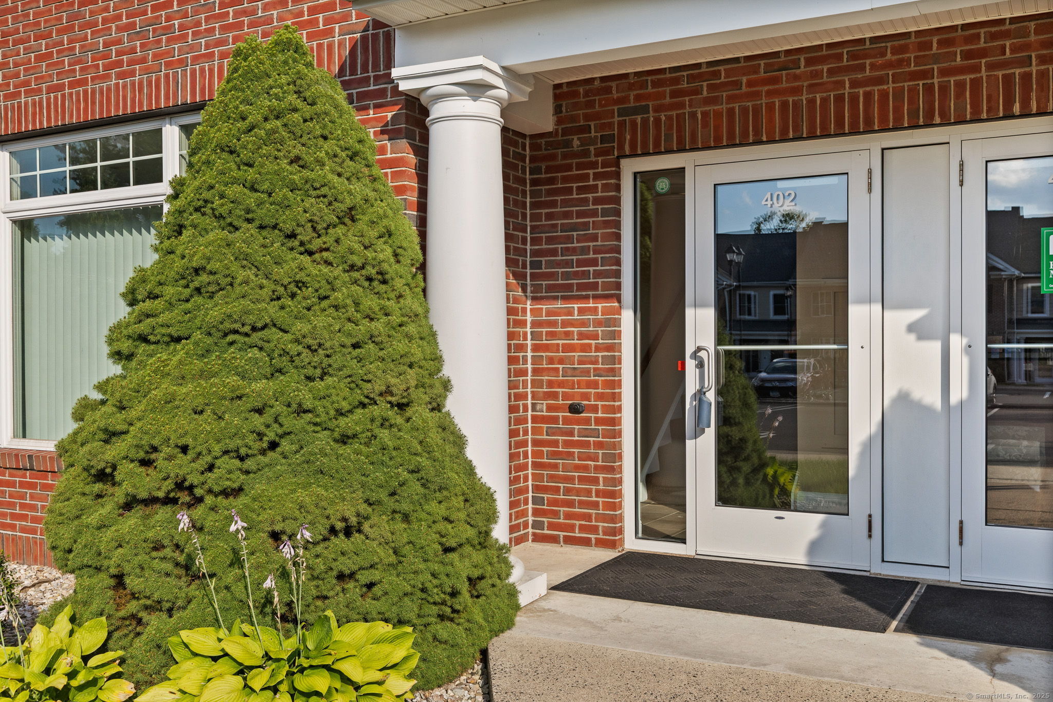 225 Oakland Road 402