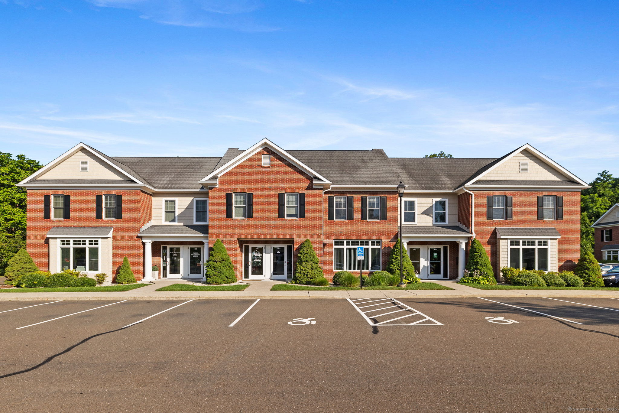 225 Oakland Road 402