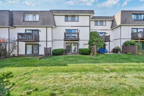 Tiny photo for 21 Pebblestone Circle #21, Suffield, CT 06078 (MLS # 24135897)