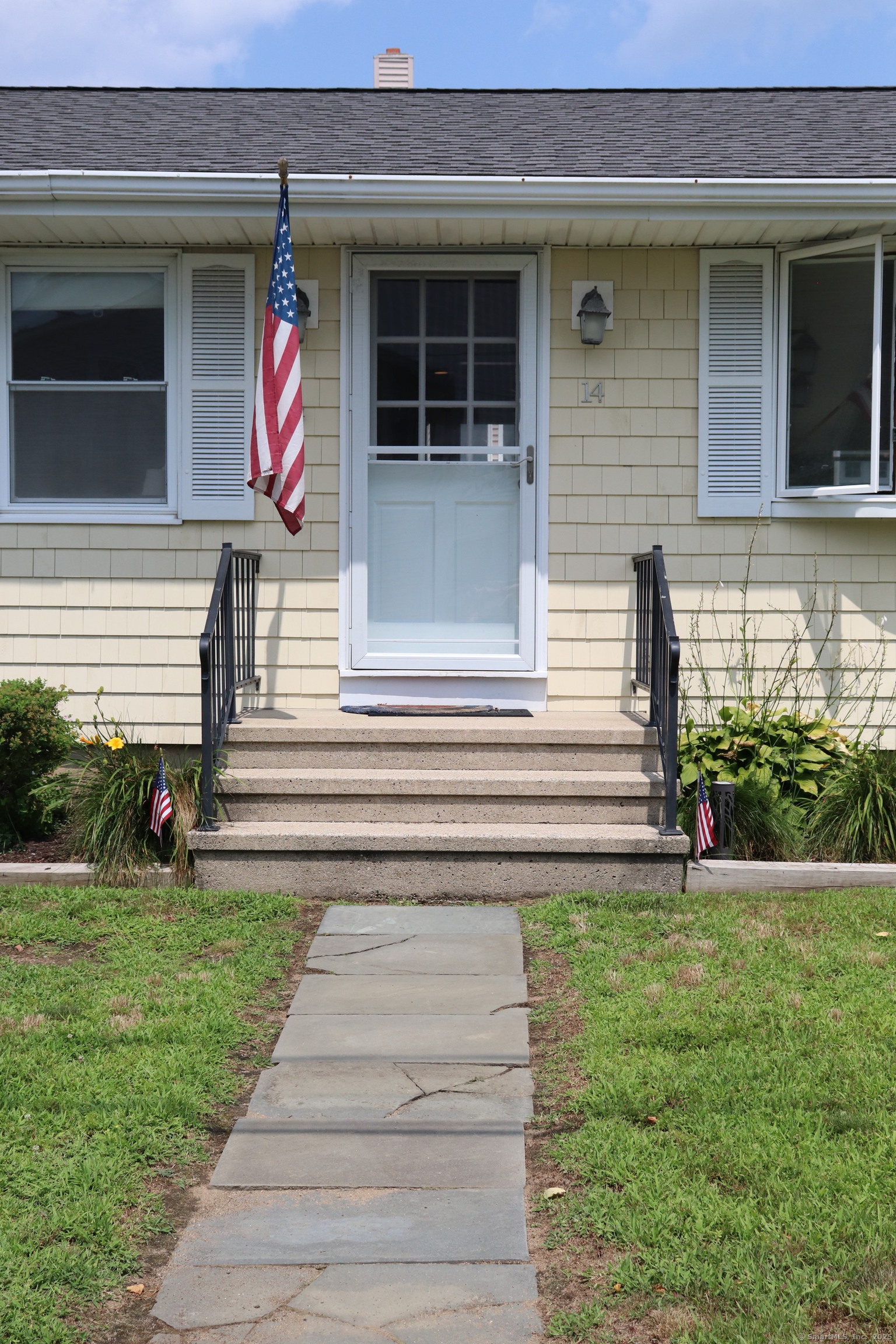 14 Leeway Drive