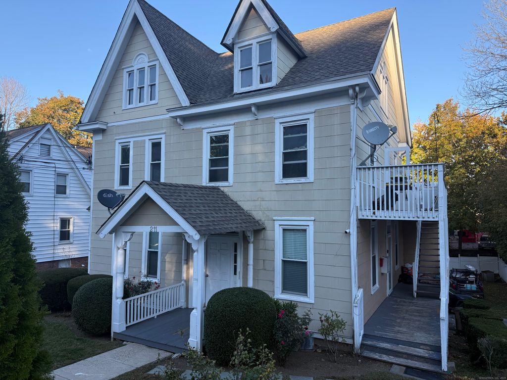 Photo of 211 Knickerbocker Avenue, Stamford, CT 06907 (MLS # 24177086)