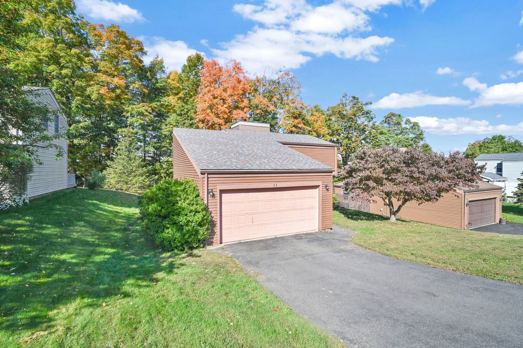 Photo of 11 Little River Lane, Middletown, CT 06457 (MLS # 24132524)