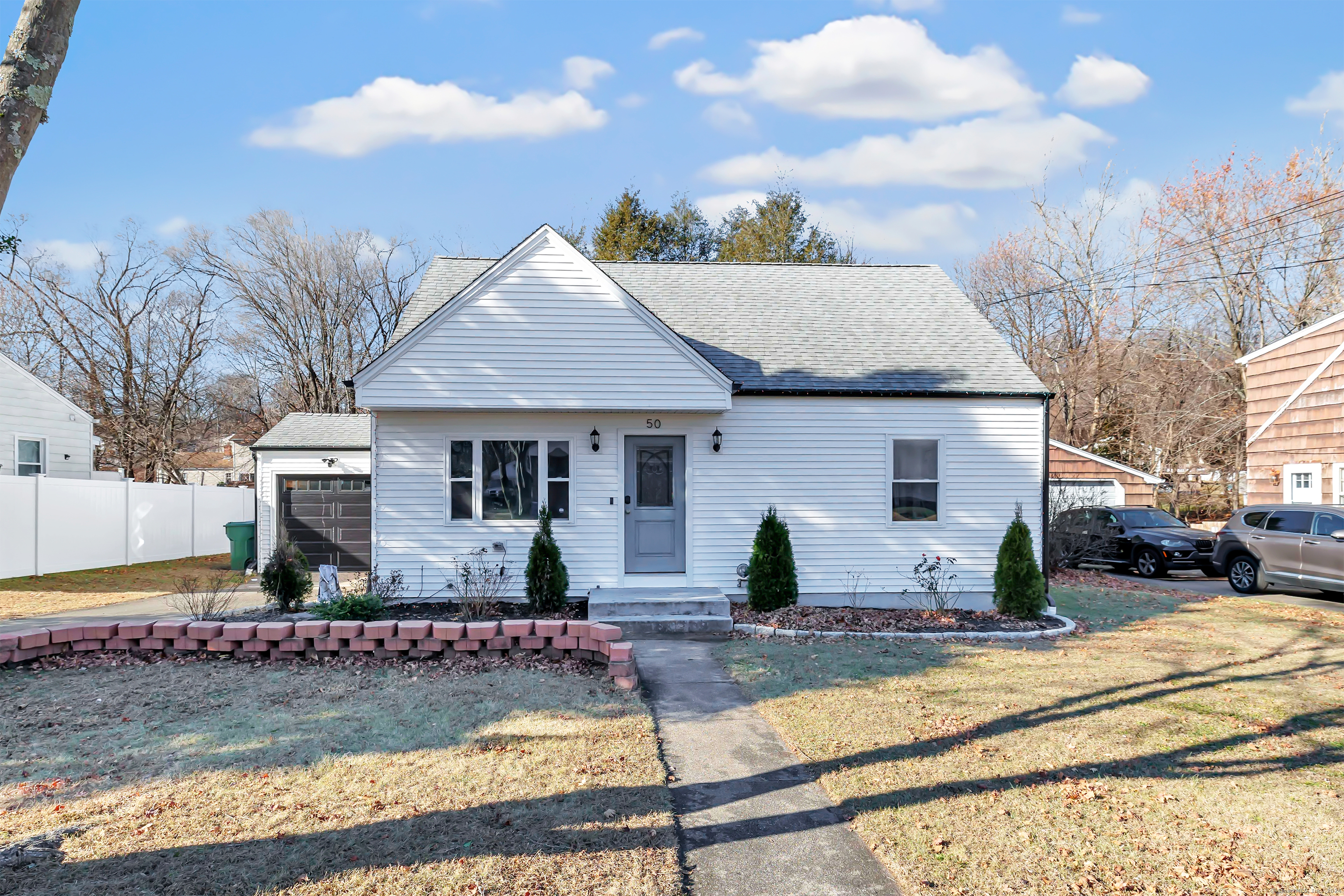 Property for Sale at 50 Belden Road, Hamden, Connecticut - Bedrooms: 3 
Bathrooms: 2 
Rooms: 6  - $395,000