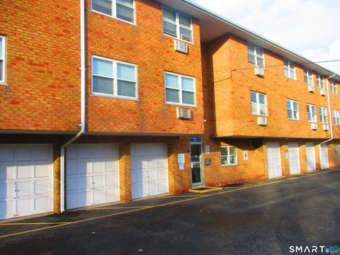 Tiny photo for 1 Walter Avenue #APT 15, Norwalk, CT 06851 (MLS # 24152731)