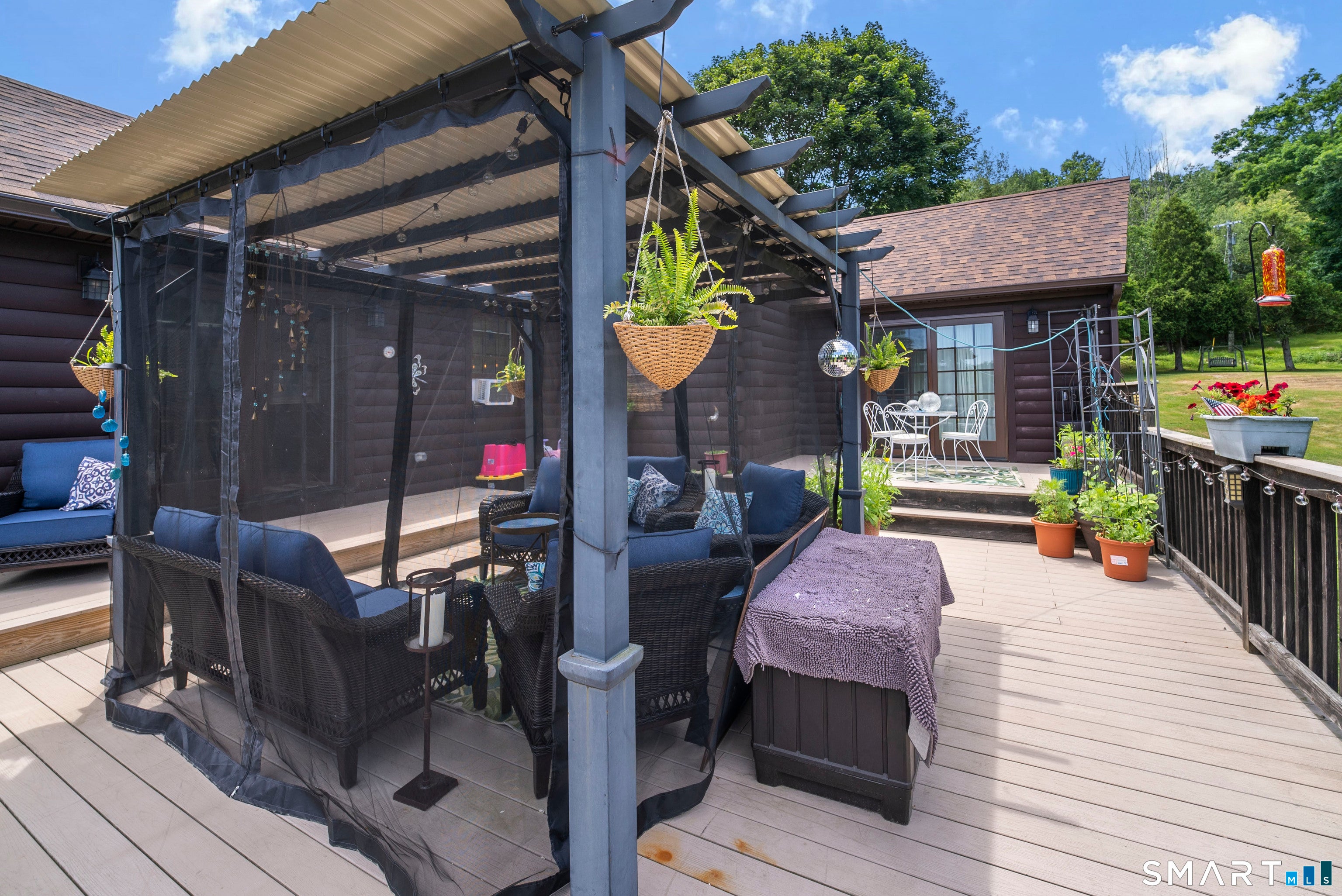 84 Dark Lantern Hill Road