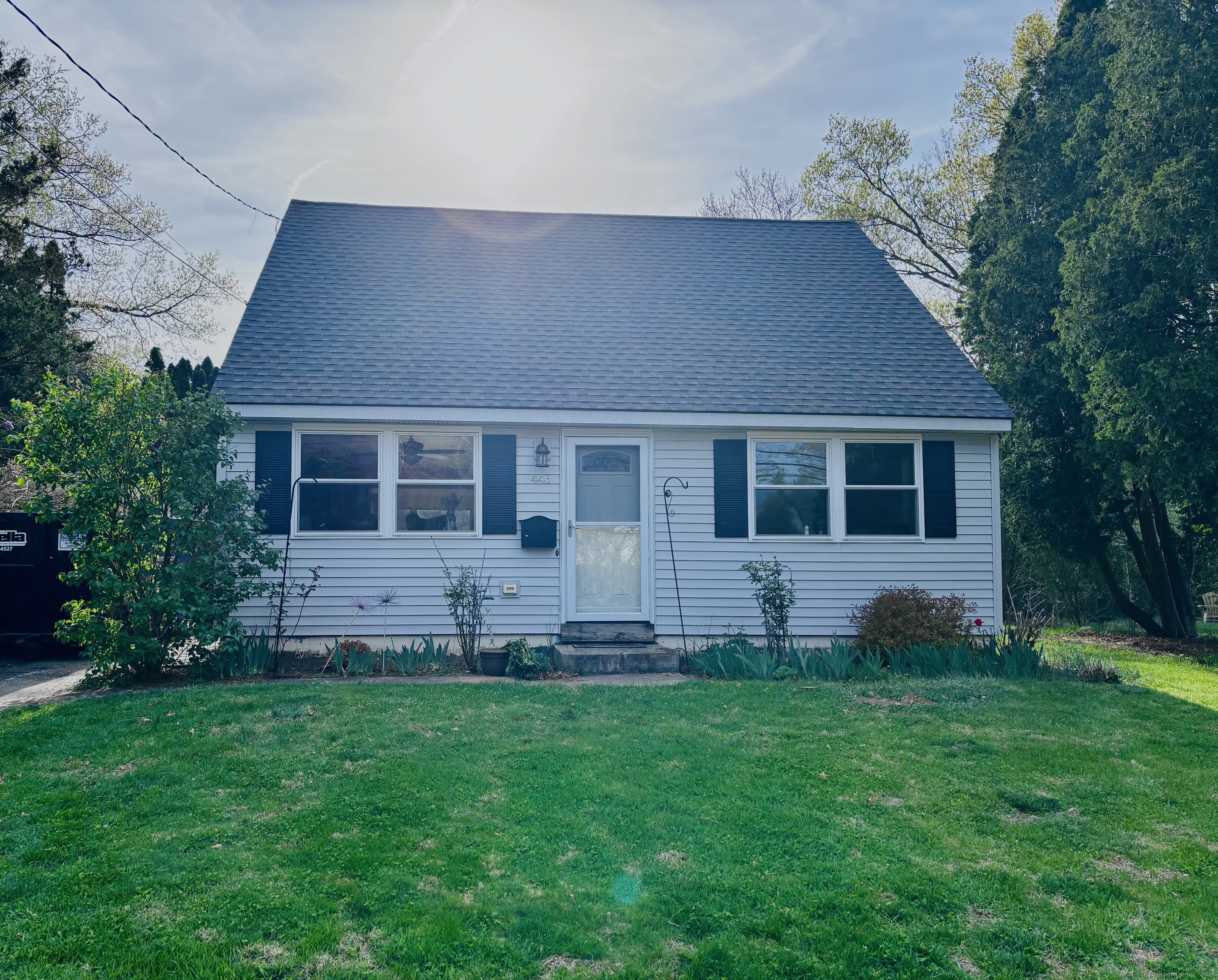 High Street, Windham, Connecticut - 4 Bedrooms  
1 Bathrooms  
7 Rooms - 