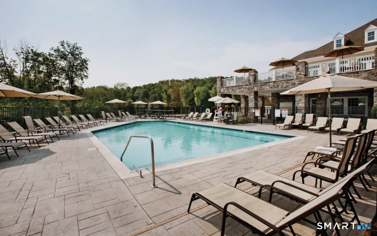 1025 Country View Road 1025