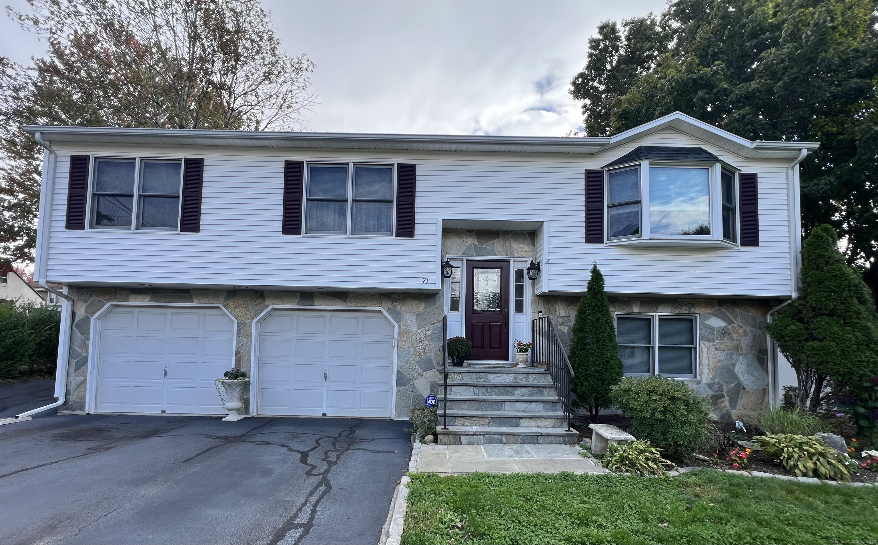 71 Charter Oak Avenue