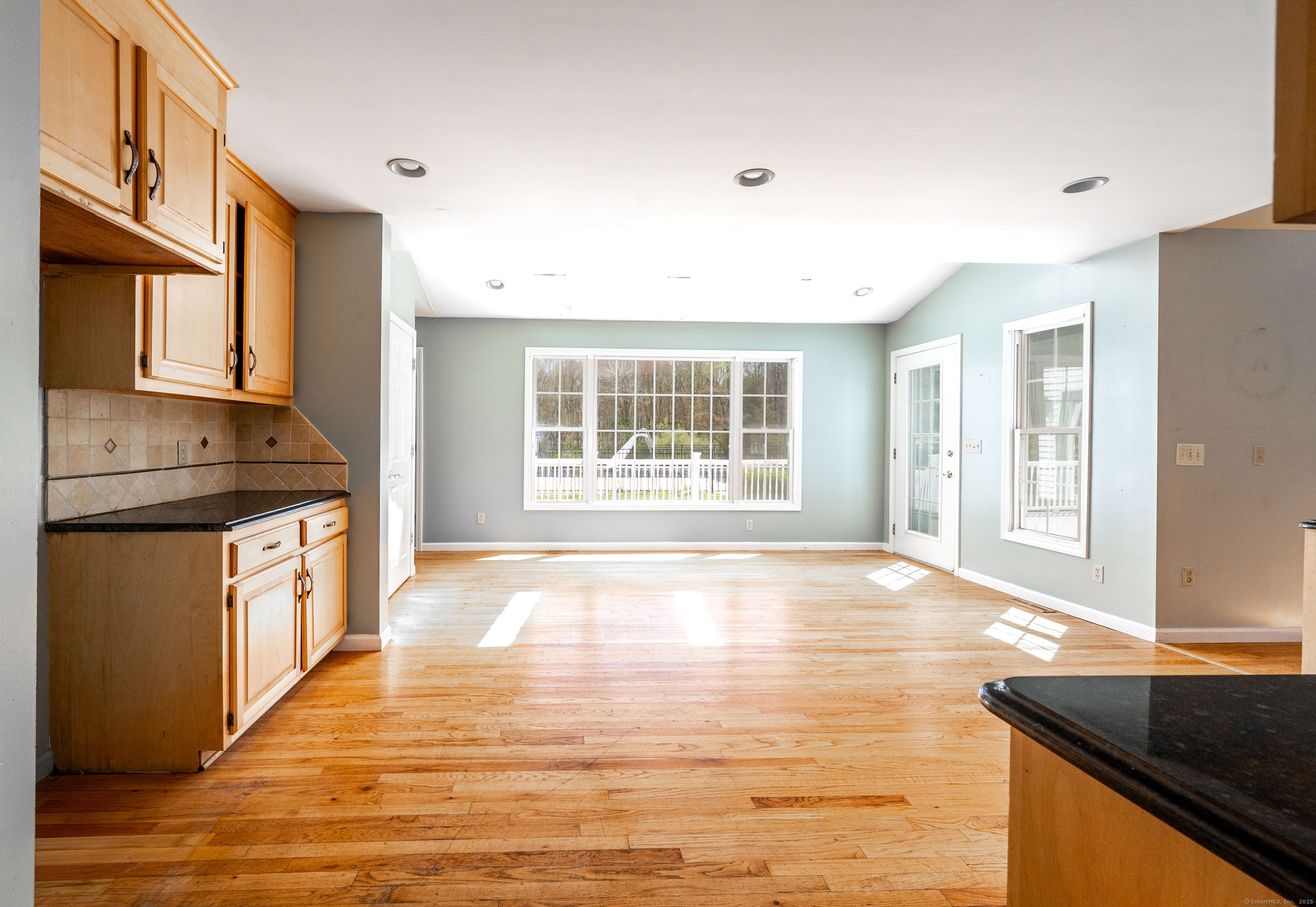 25 Stonegate Drive, Southbury, Connecticut image 17