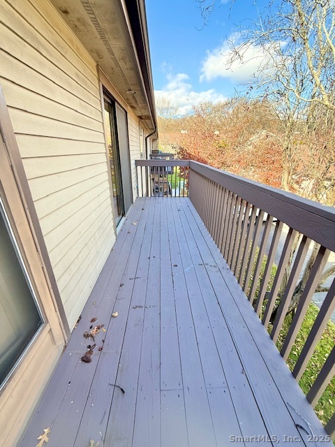 Stamford, Connecticut 06905, United States, 2 Bedrooms Bedrooms, ,2 BathroomsBathrooms,Residential,Active,249326