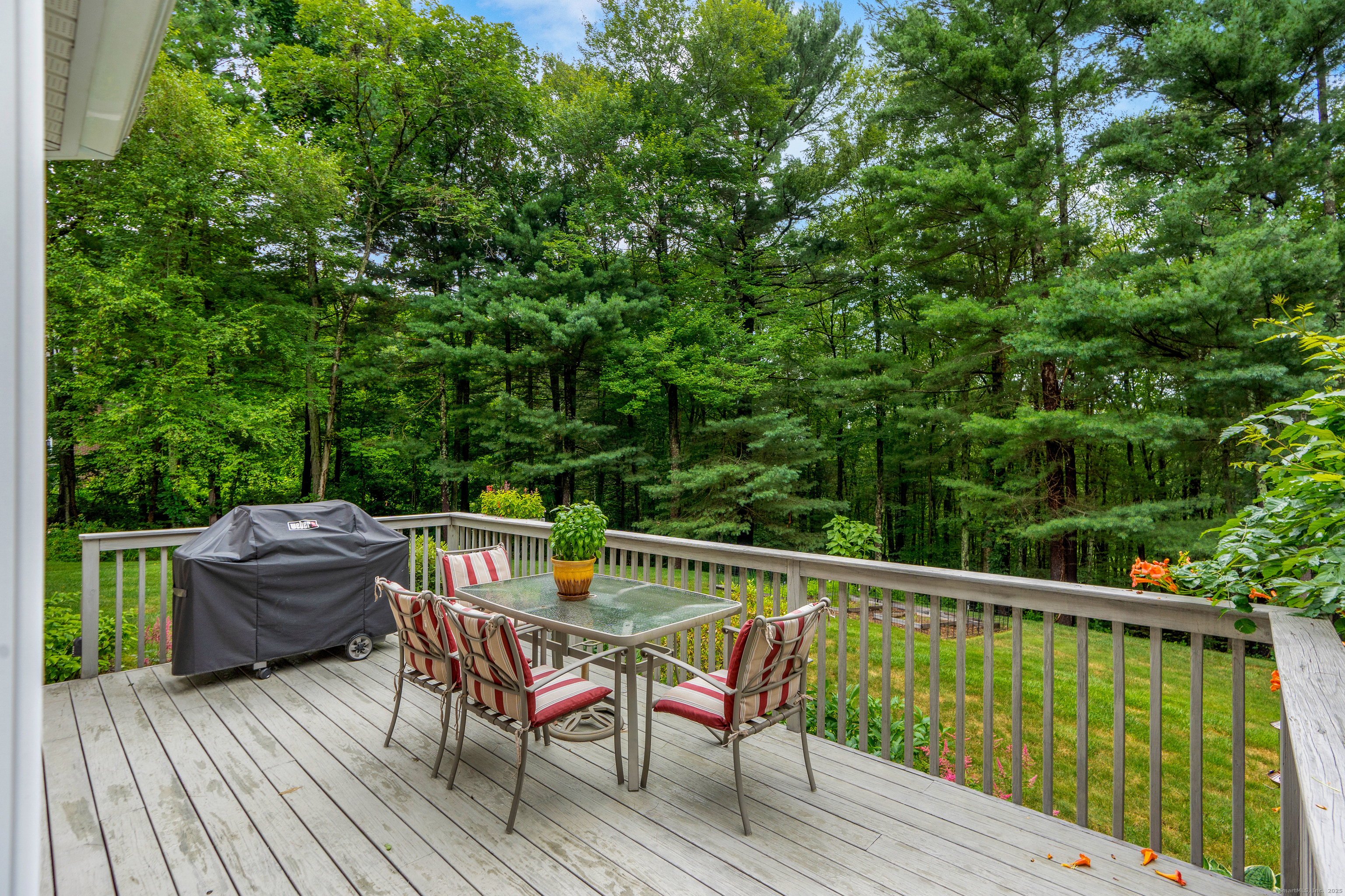 Tolland, Connecticut 06084, United States, 4 Bedrooms Bedrooms, ,3 BathroomsBathrooms,Residential,Coming Soon,170207