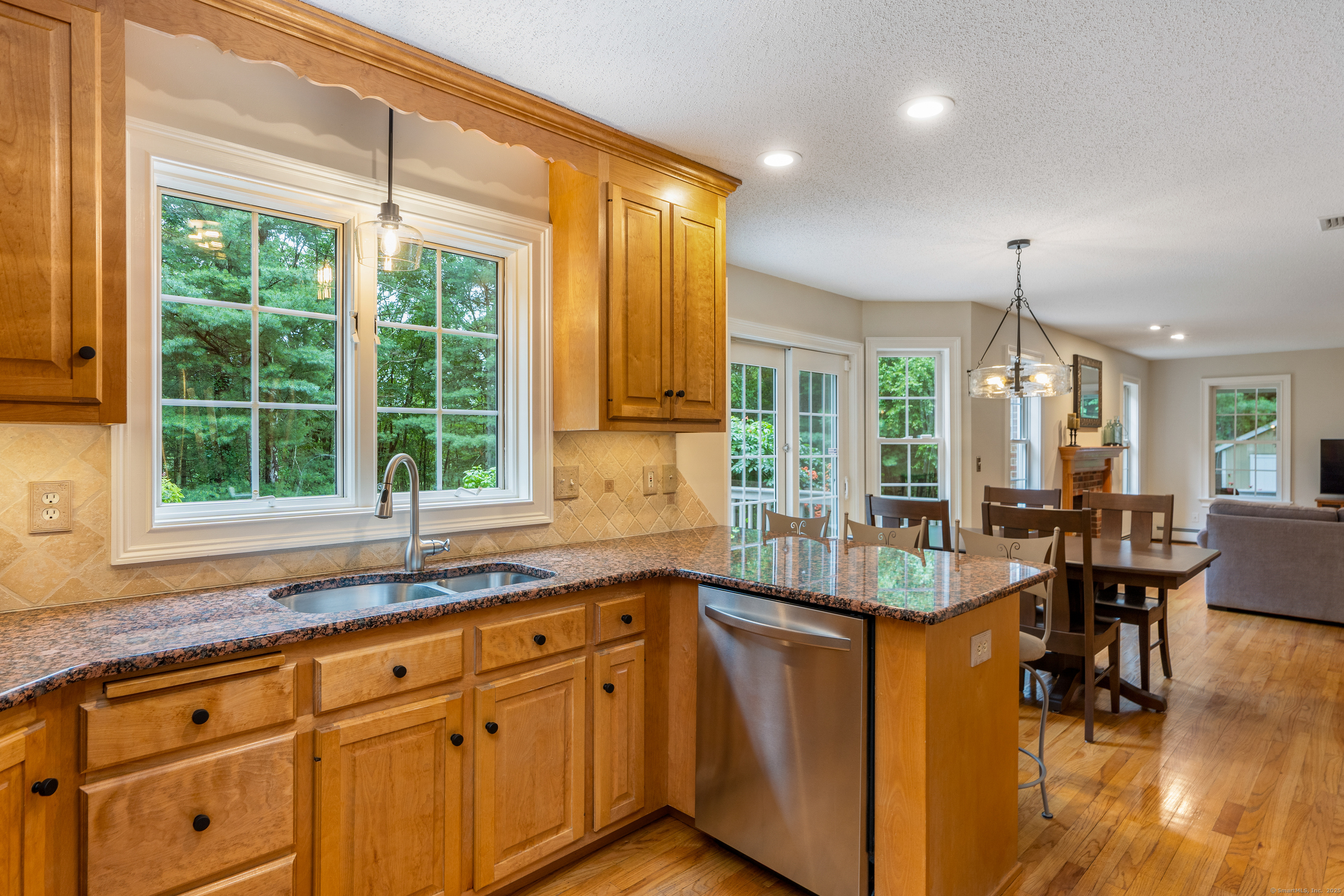 Tolland, Connecticut 06084, United States, 4 Bedrooms Bedrooms, ,3 BathroomsBathrooms,Residential,Coming Soon,170207