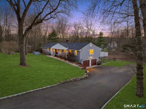 97 Davenport Ridge Lane Stamford CT 06903