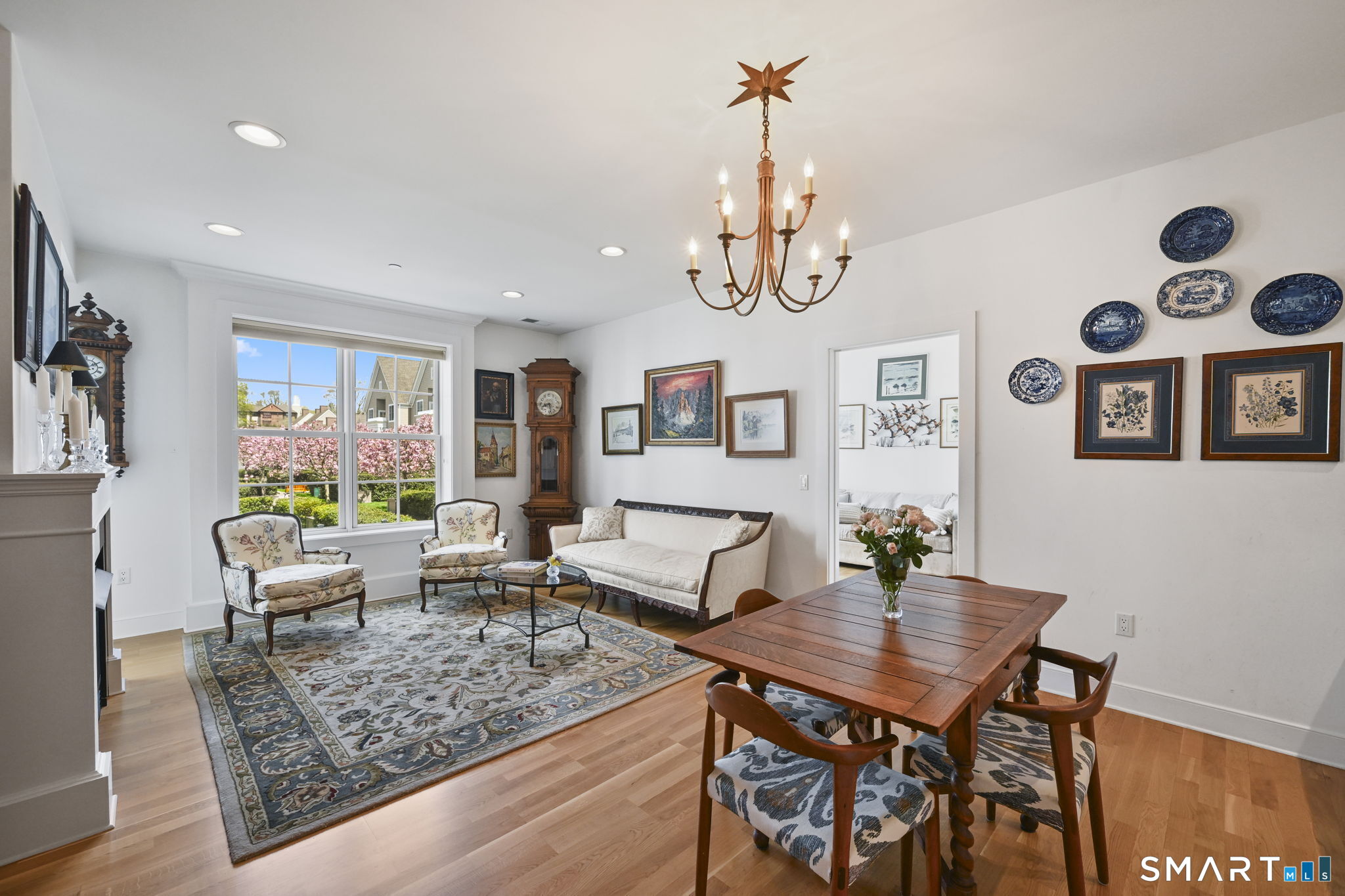 77 Havemeyer Lane 318