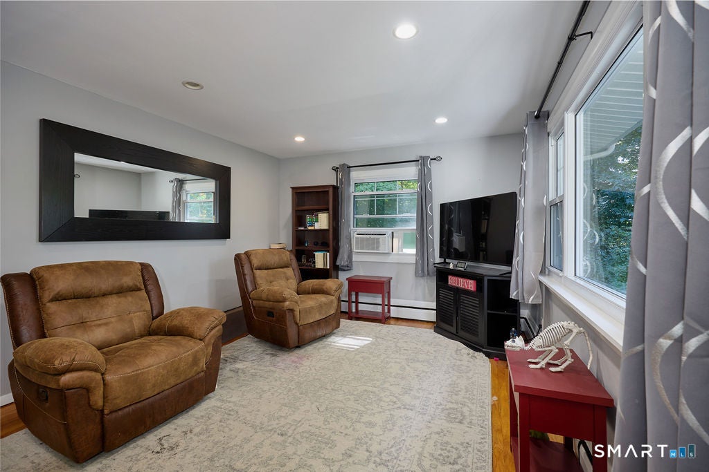 8 Lakeside Drive Extension