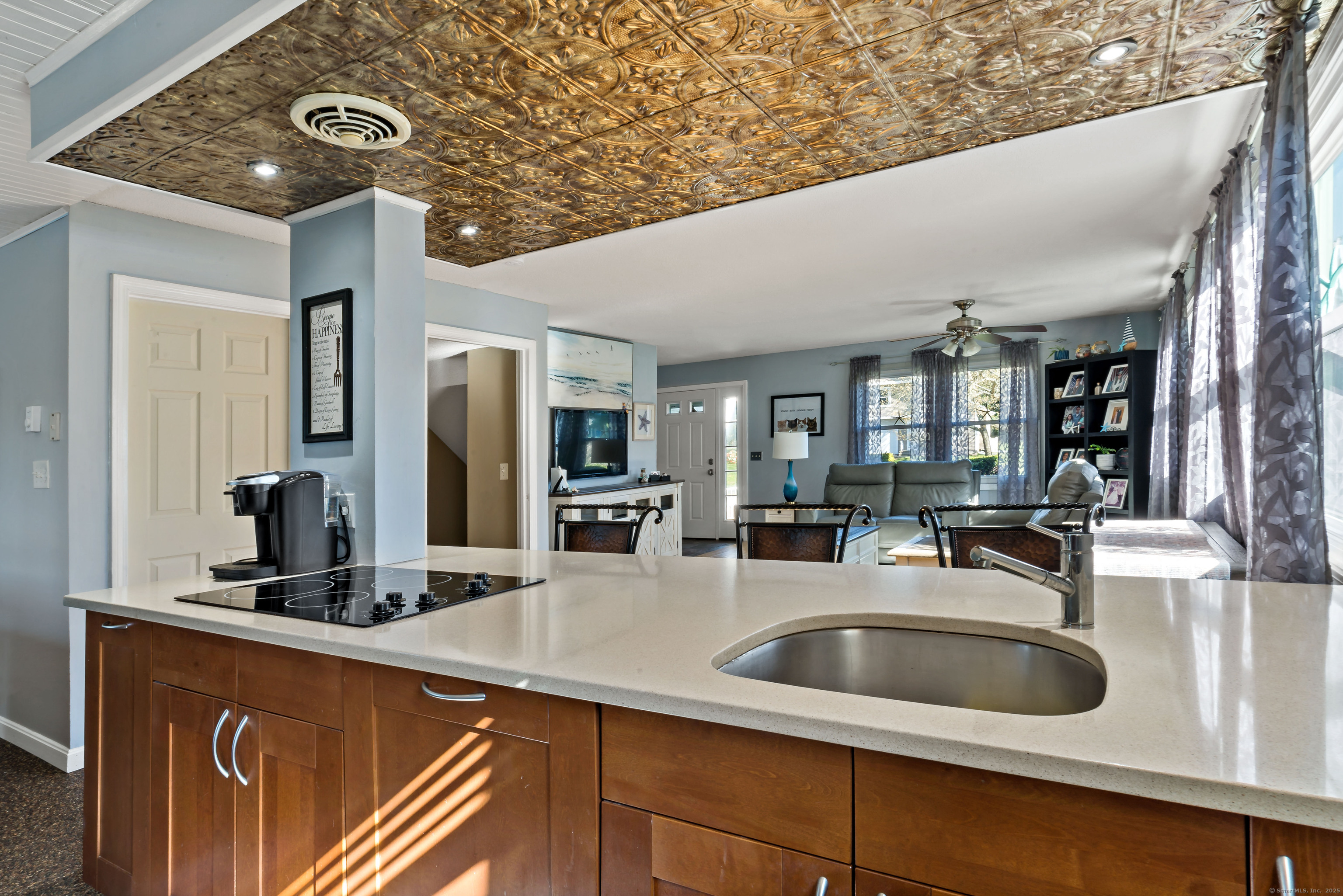 86 A Quannacut Road, Westerly, Rhode Island image 15