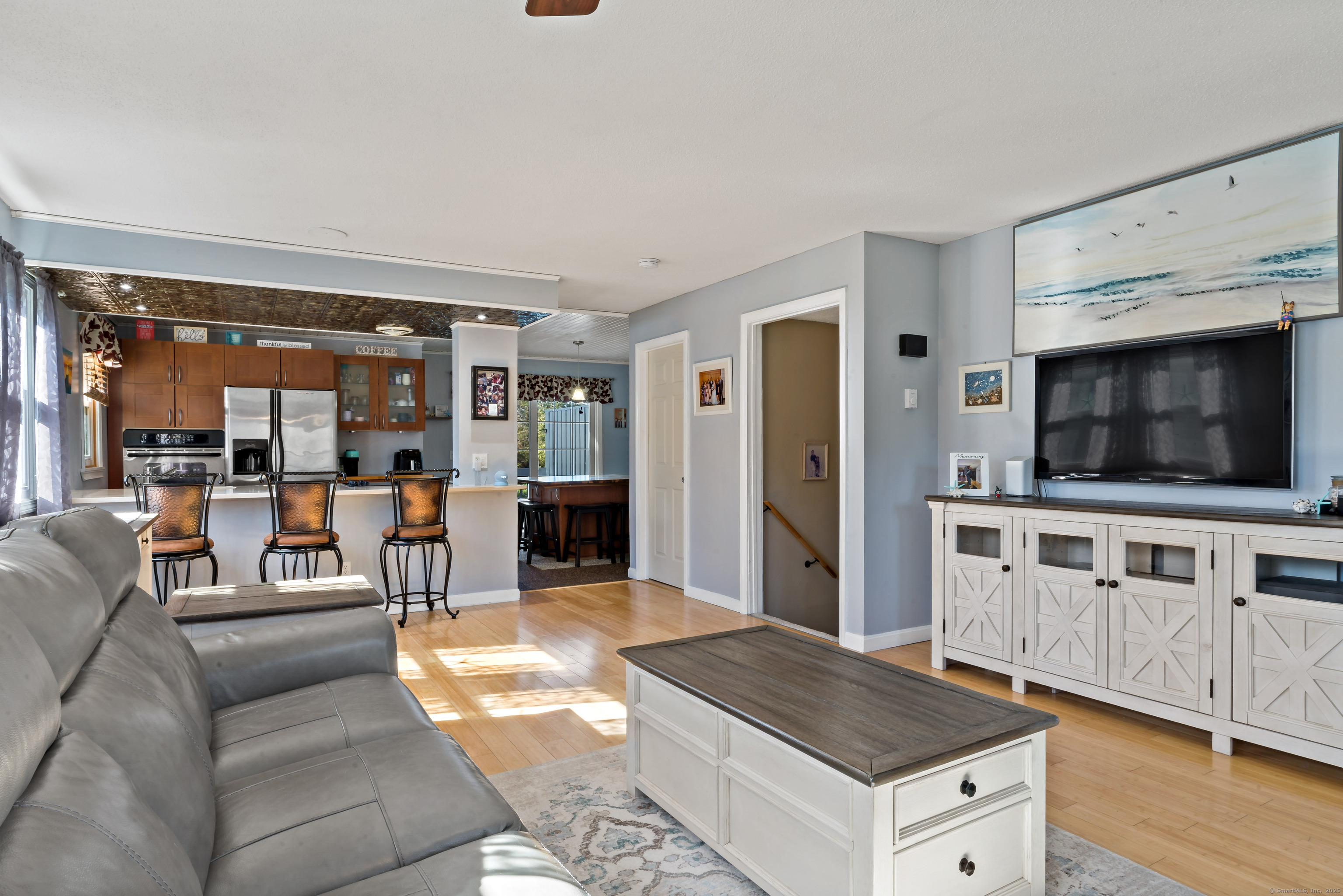 86 A Quannacut Road, Westerly, Rhode Island image 9