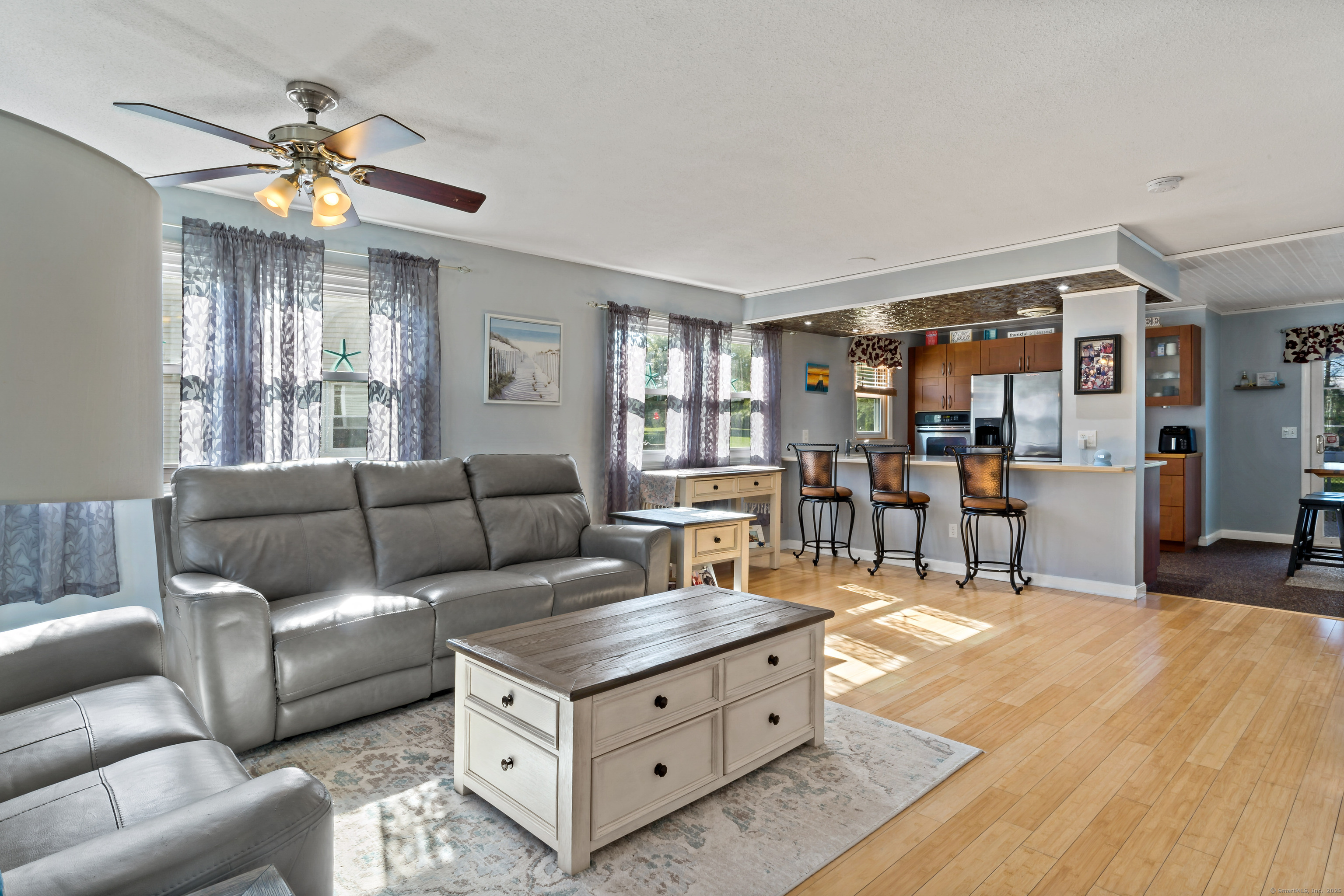 86 A Quannacut Road, Westerly, Rhode Island image 8