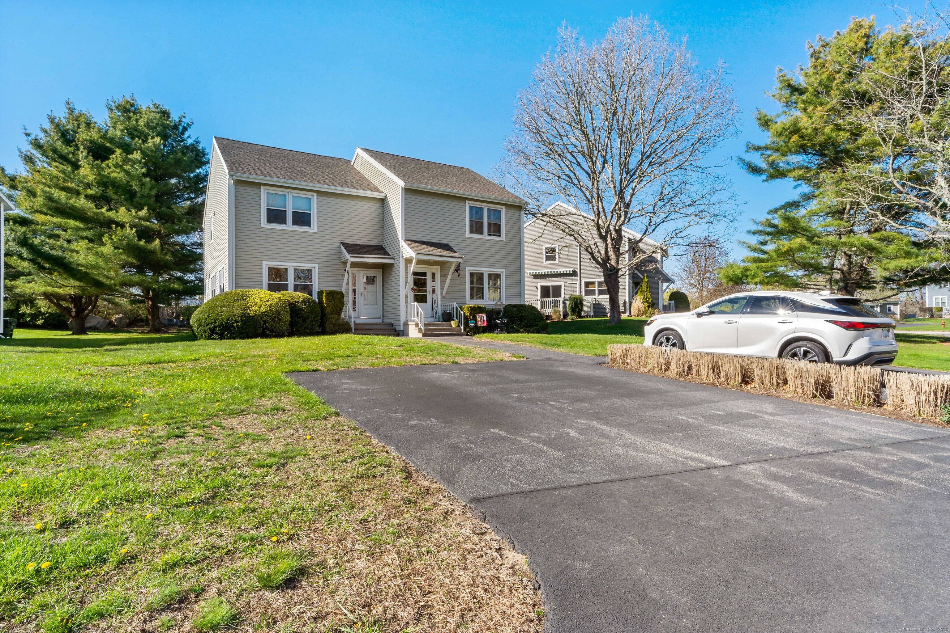 86 A Quannacut Road, Westerly, Rhode Island image 4