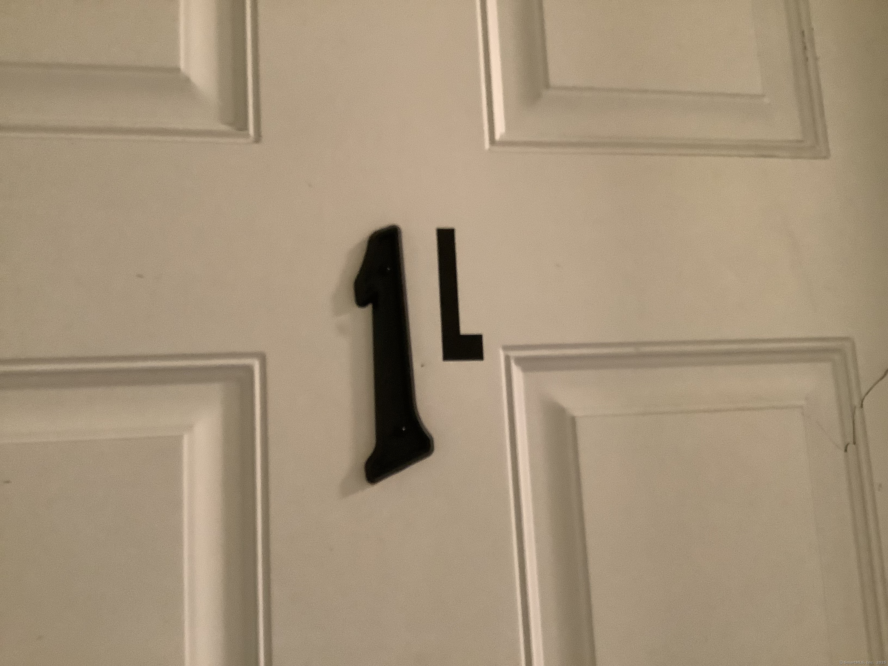 Rental Property at Greenwood Hill Street, Stamford, Connecticut - Bedrooms: 2 
Bathrooms: 1 
Rooms: 4  - $2,625 MO.