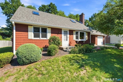Homes For Sale - 3 Pilgrim Circle<br/> Enfield, CT 06082