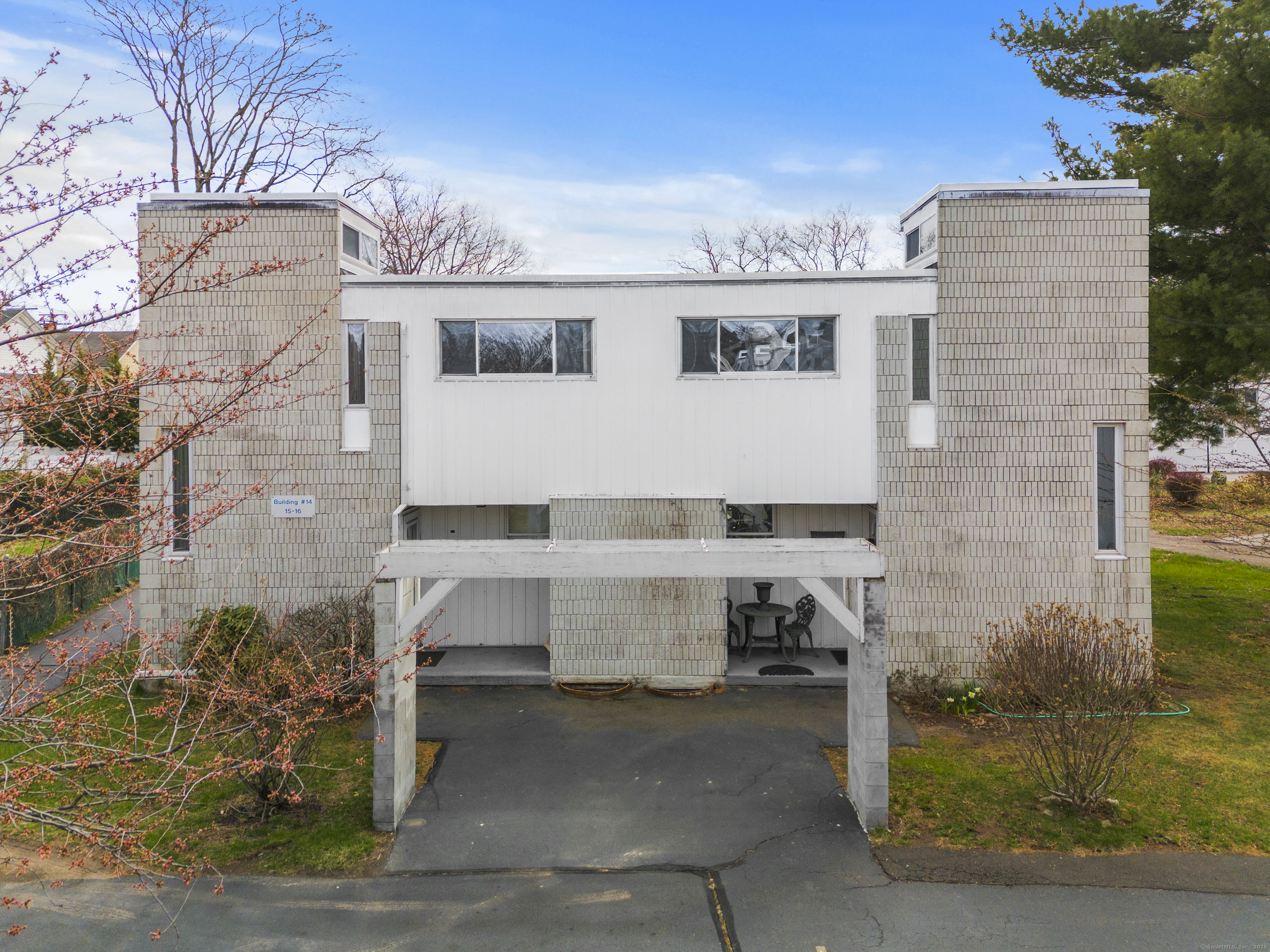 Property for Sale at Wooster Street 16, New Haven, Connecticut - Bedrooms: 3 
Bathrooms: 2 
Rooms: 5  - $190,000