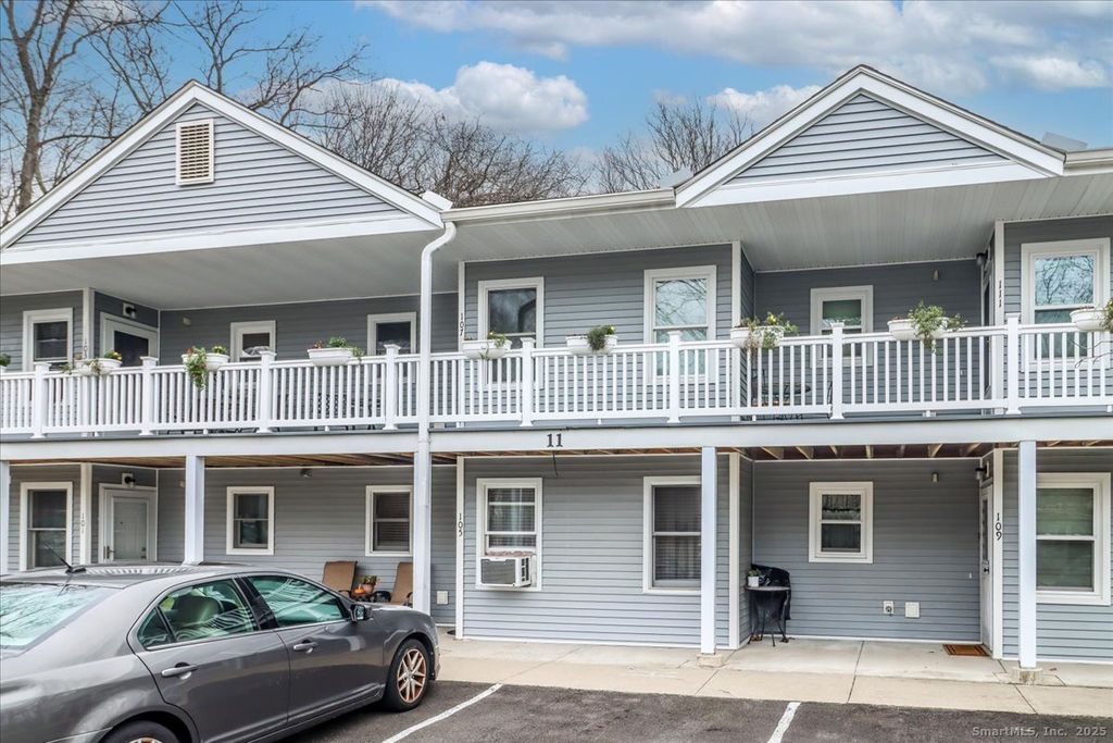 Photo of 107 Hidden Knolls Circle #107, Monroe, CT 06468 (MLS # 24142444)