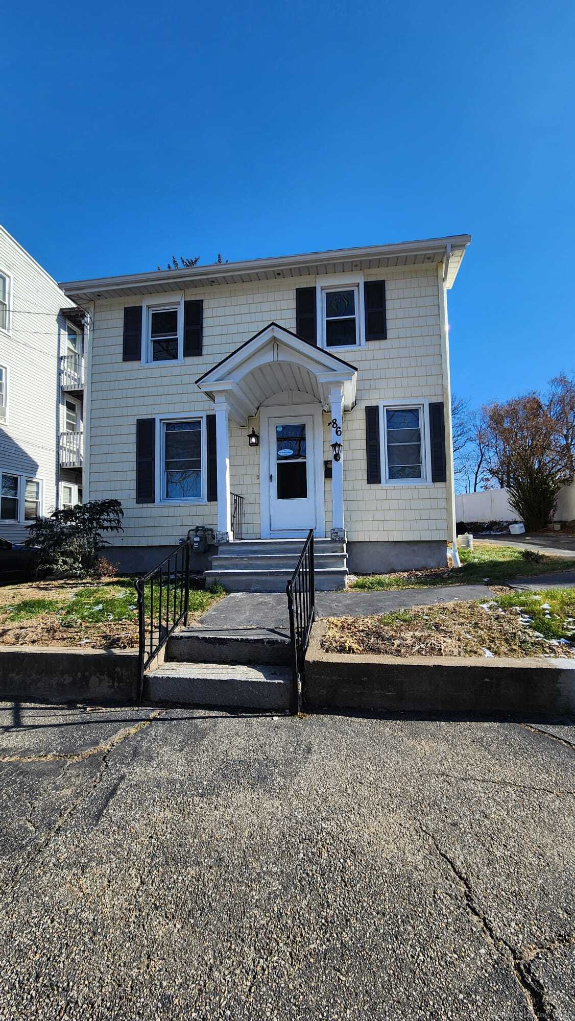 Property for Sale at 86 Howard Avenue, Ansonia, Connecticut - Bedrooms: 3 
Bathrooms: 2 
Rooms: 4  - $349,900