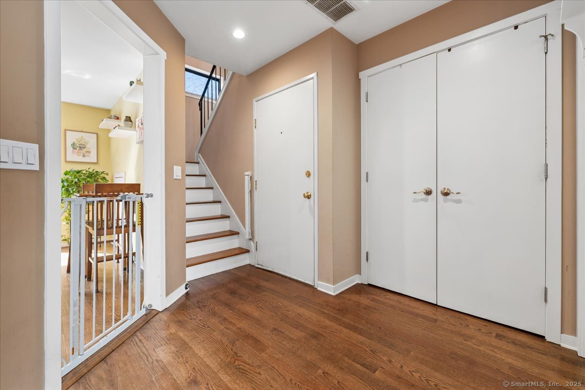 3 Oakwood Avenue #B4, Norwalk, Connecticut image 16