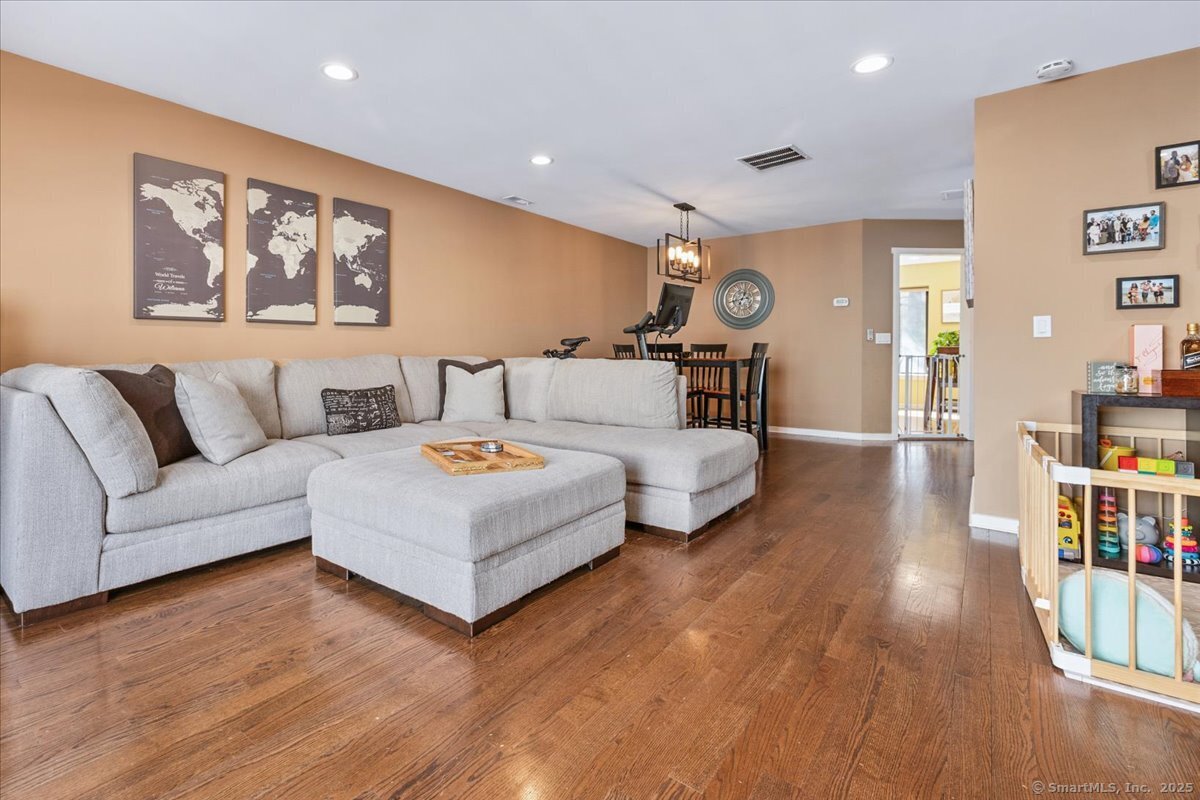 3 Oakwood Avenue #B4, Norwalk, Connecticut image 6