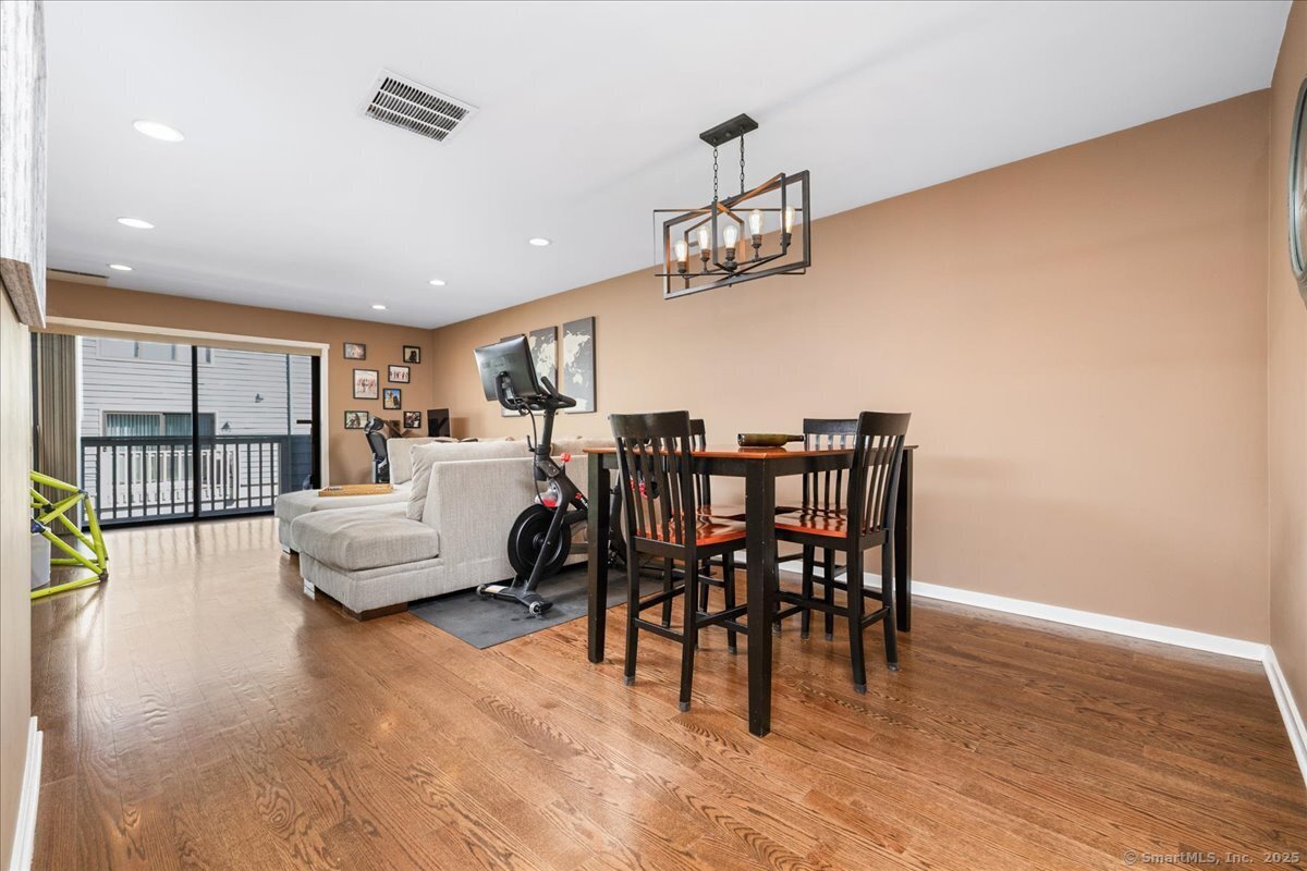 3 Oakwood Avenue #B4, Norwalk, Connecticut image 9